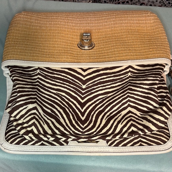 Coach Poppy Straw Floral Appliqué Wristlet Pouch Zebra Print Lining 44972 EUC